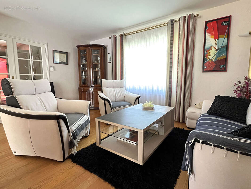 La Baule Secteur du Bas-Guezy  Élégante maison familiale au coeur d'un domaine privatif - photo 5