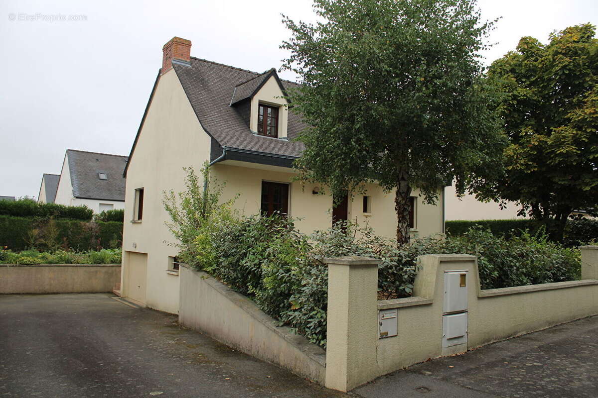 Maison à LA GUERCHE-DE-BRETAGNE
