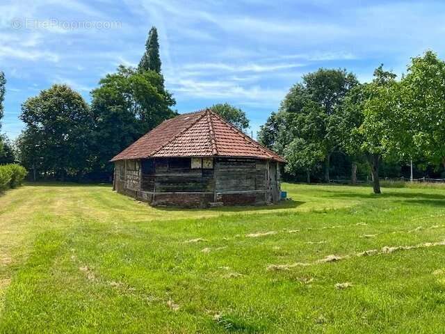Terrain à BERVILLE-EN-ROUMOIS