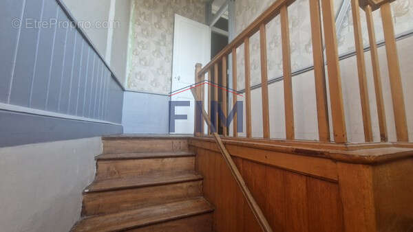 Maison à FORMERIE