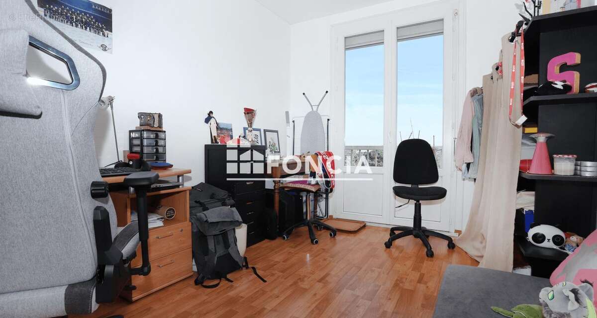 Exclusivite foncia ! t4 lumineux dernier etage avec cave et parking - photo 5
