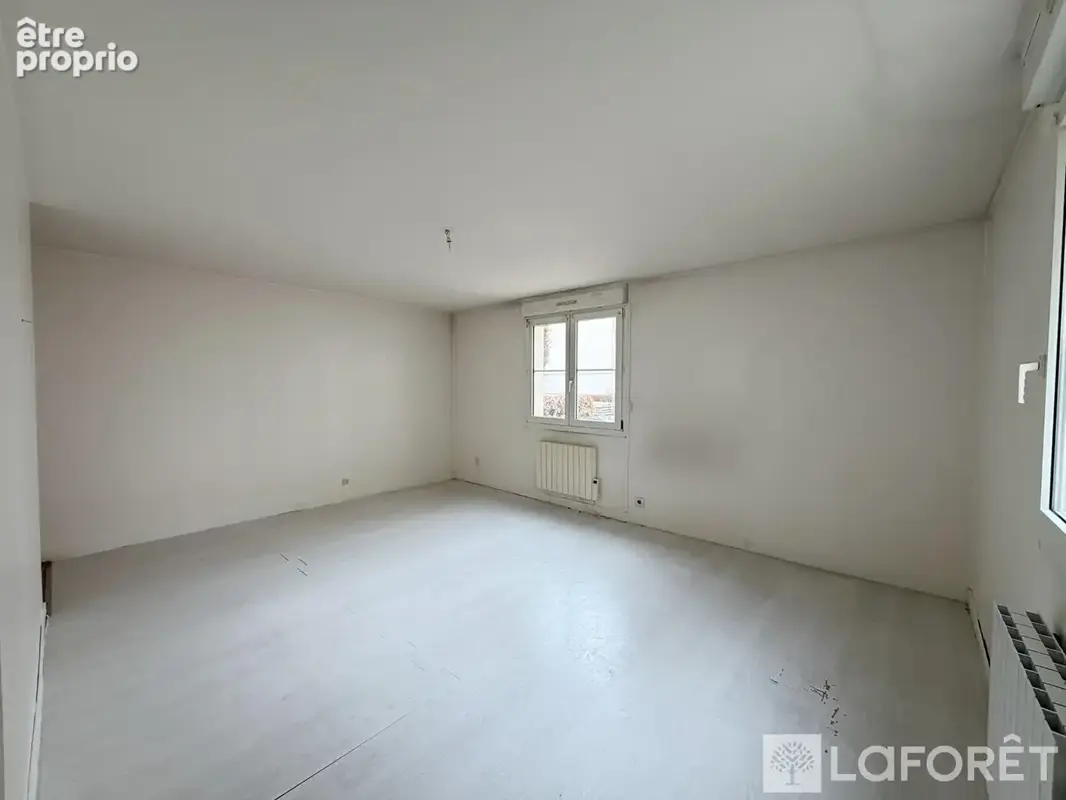 À vendre, Reims hyper centre, Appartement T3, Place de parking - photo 3