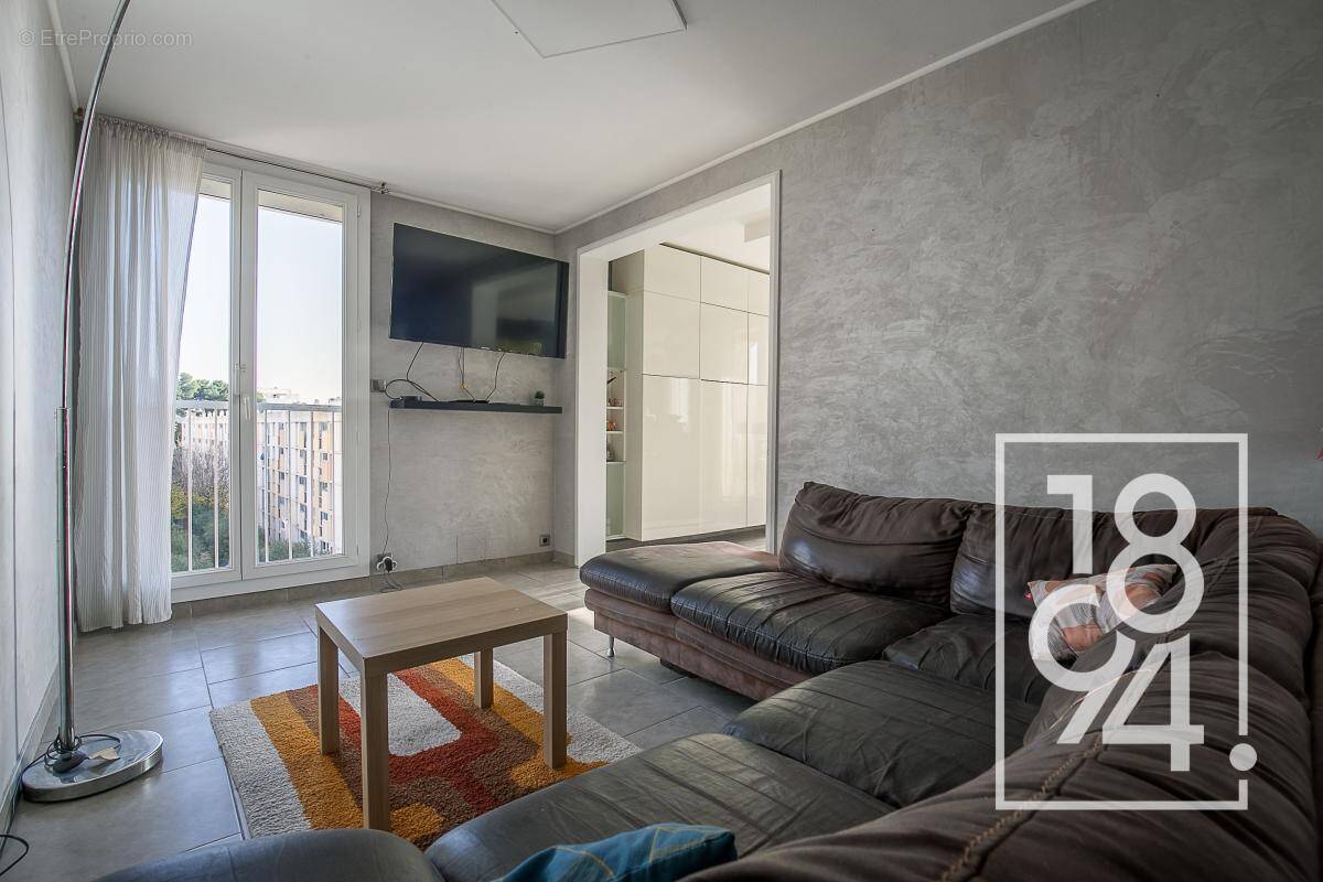 Appartement à MARSEILLE-11E