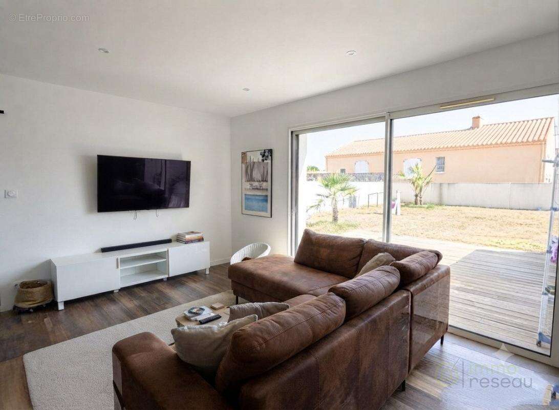 Maison 90 m² à Olonne-Sur-Mer  - photo 2