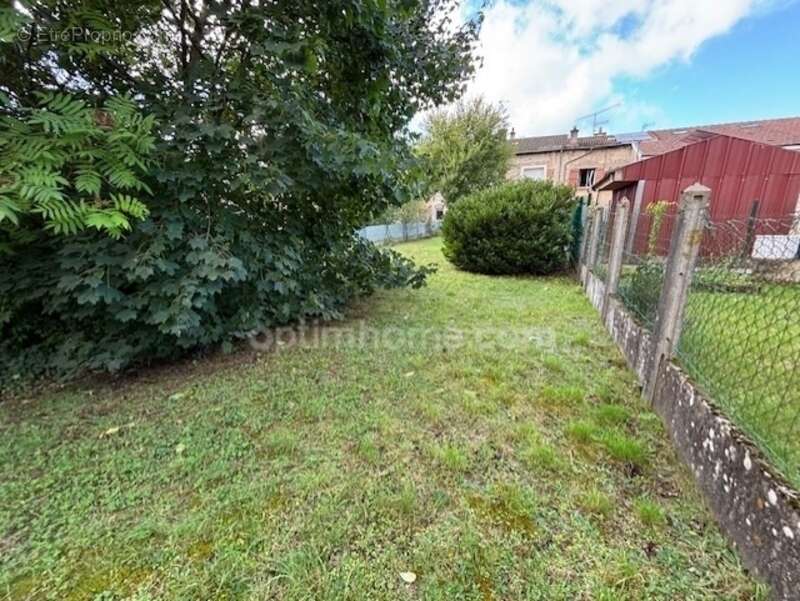 Maison à DIEUE-SUR-MEUSE