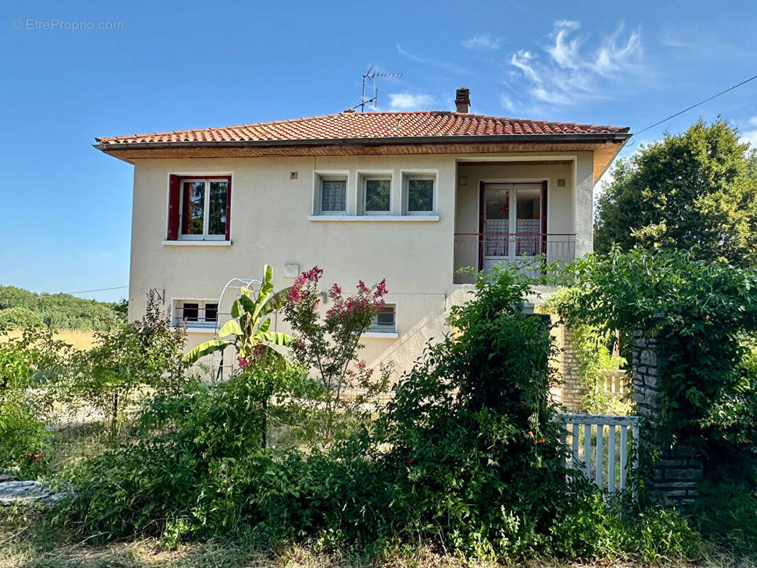 Maison à PAYRAC