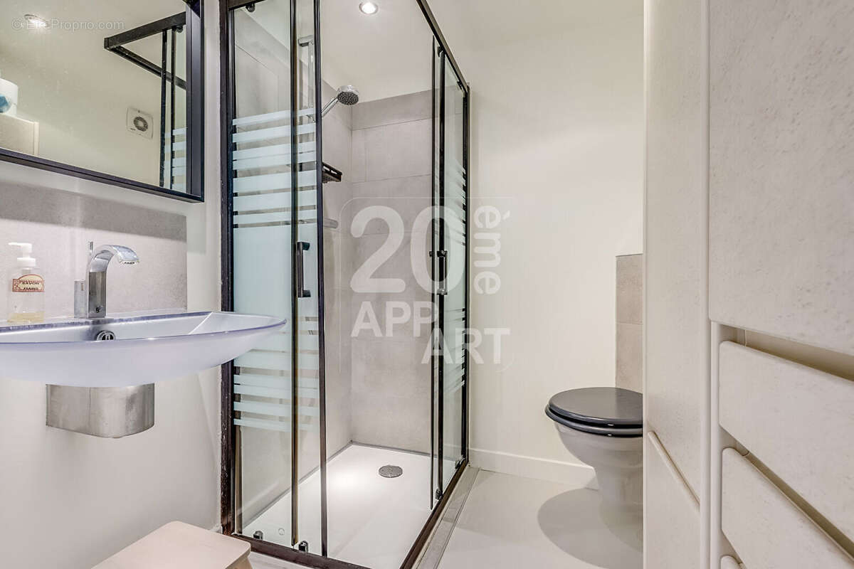 Appartement à PARIS-20E