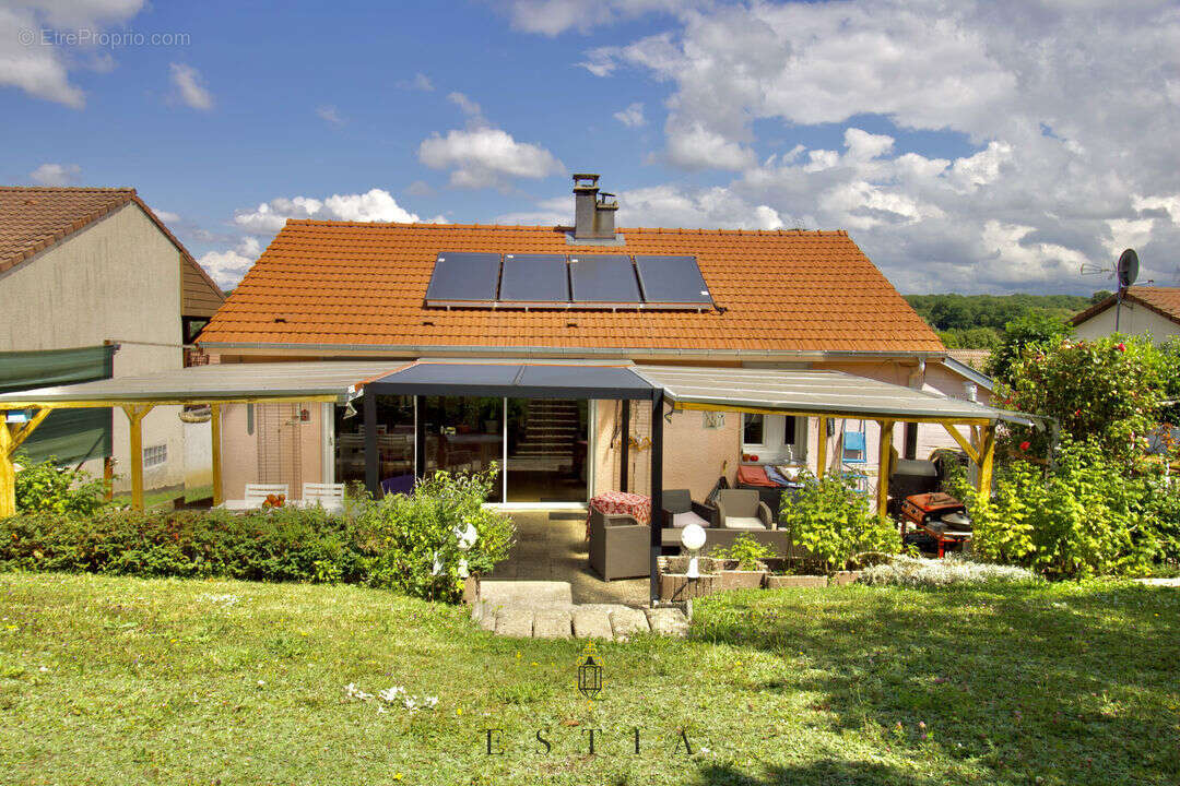 Maison à BAINVILLE-SUR-MADON