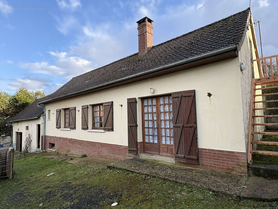 Maison à MOYENNEVILLE