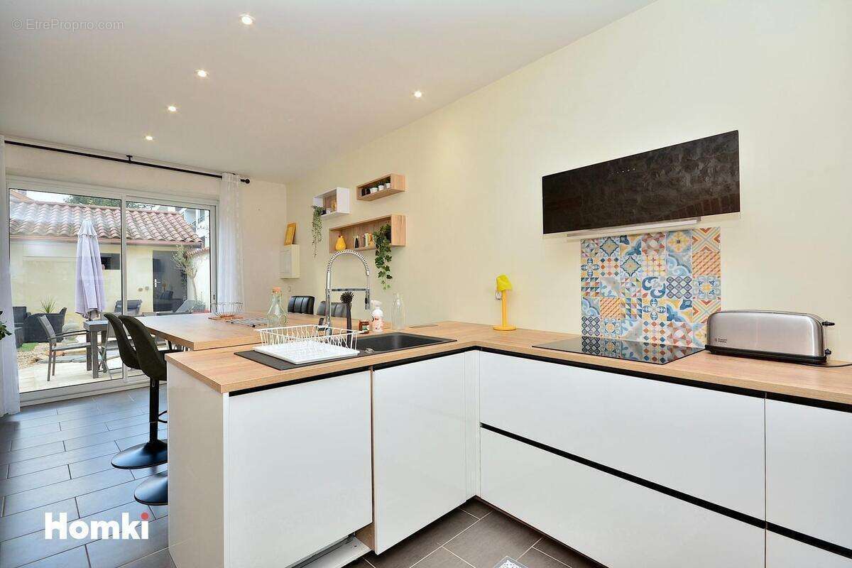 Maison à VILLEFRANCHE-SUR-SAONE