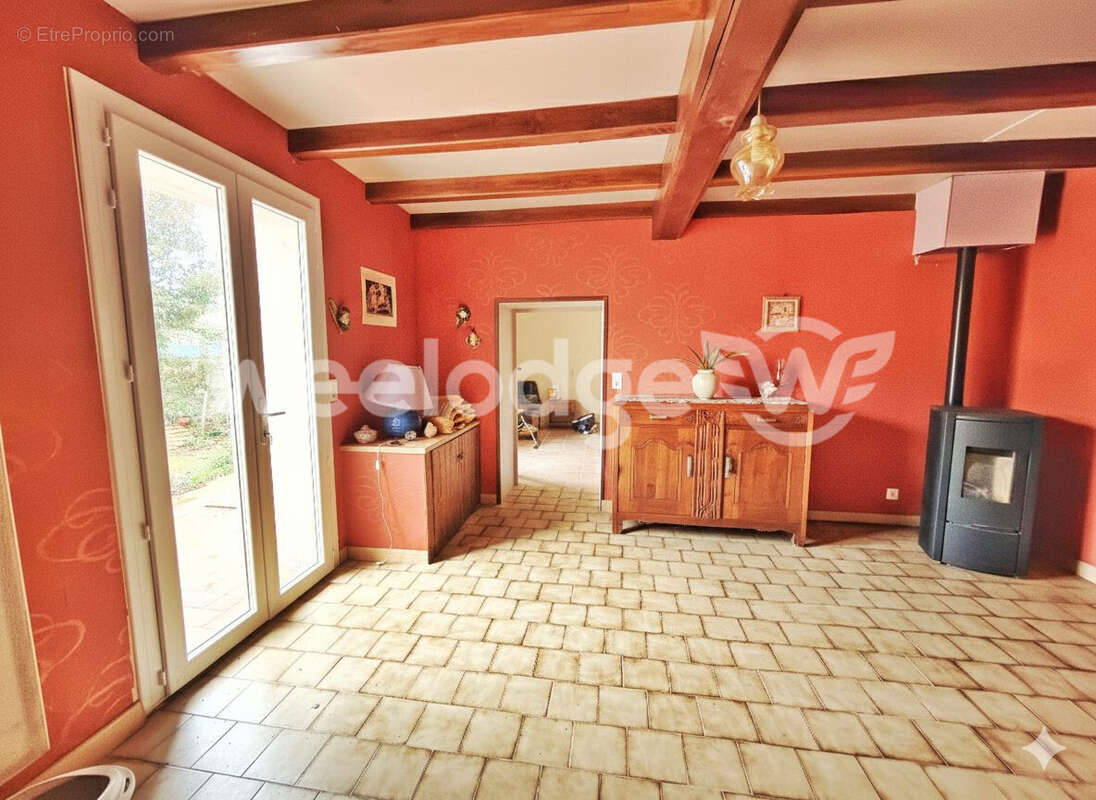 Maison à MORNAC