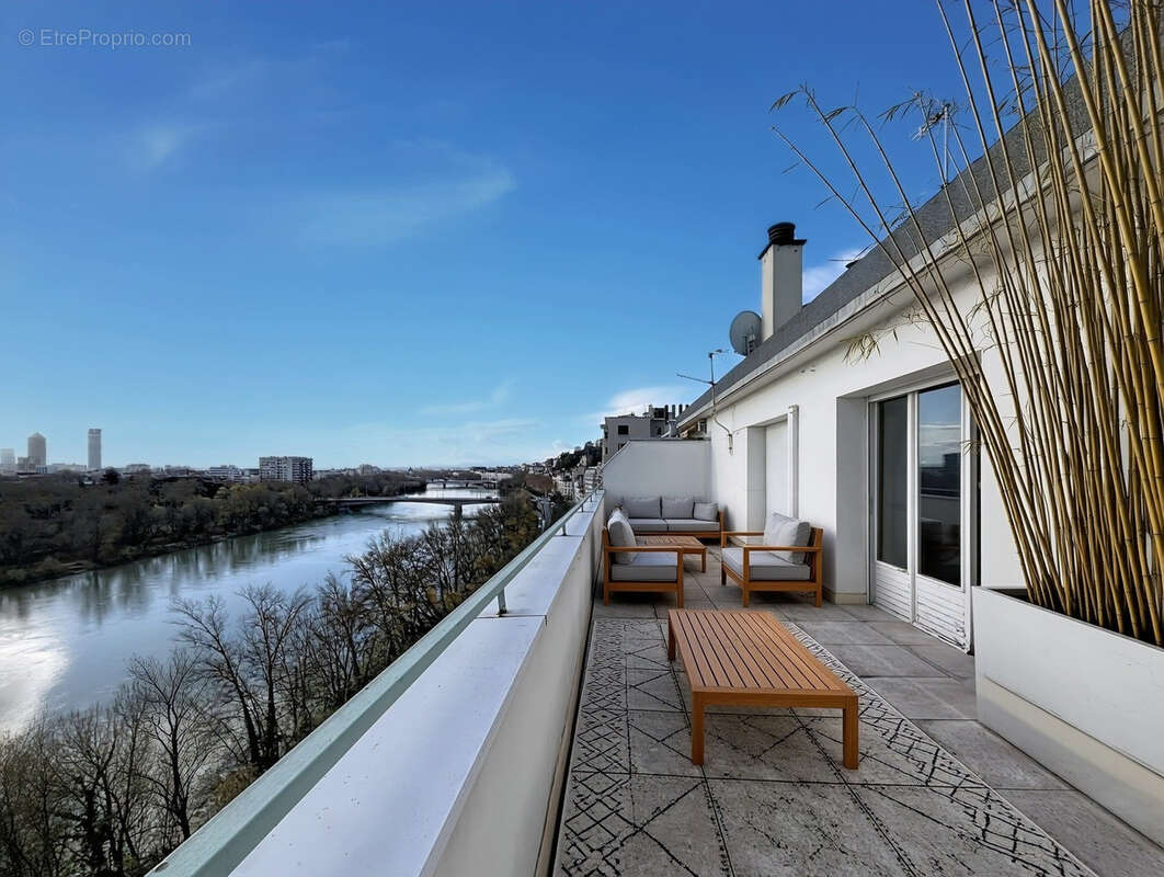 Appartement à CALUIRE-ET-CUIRE