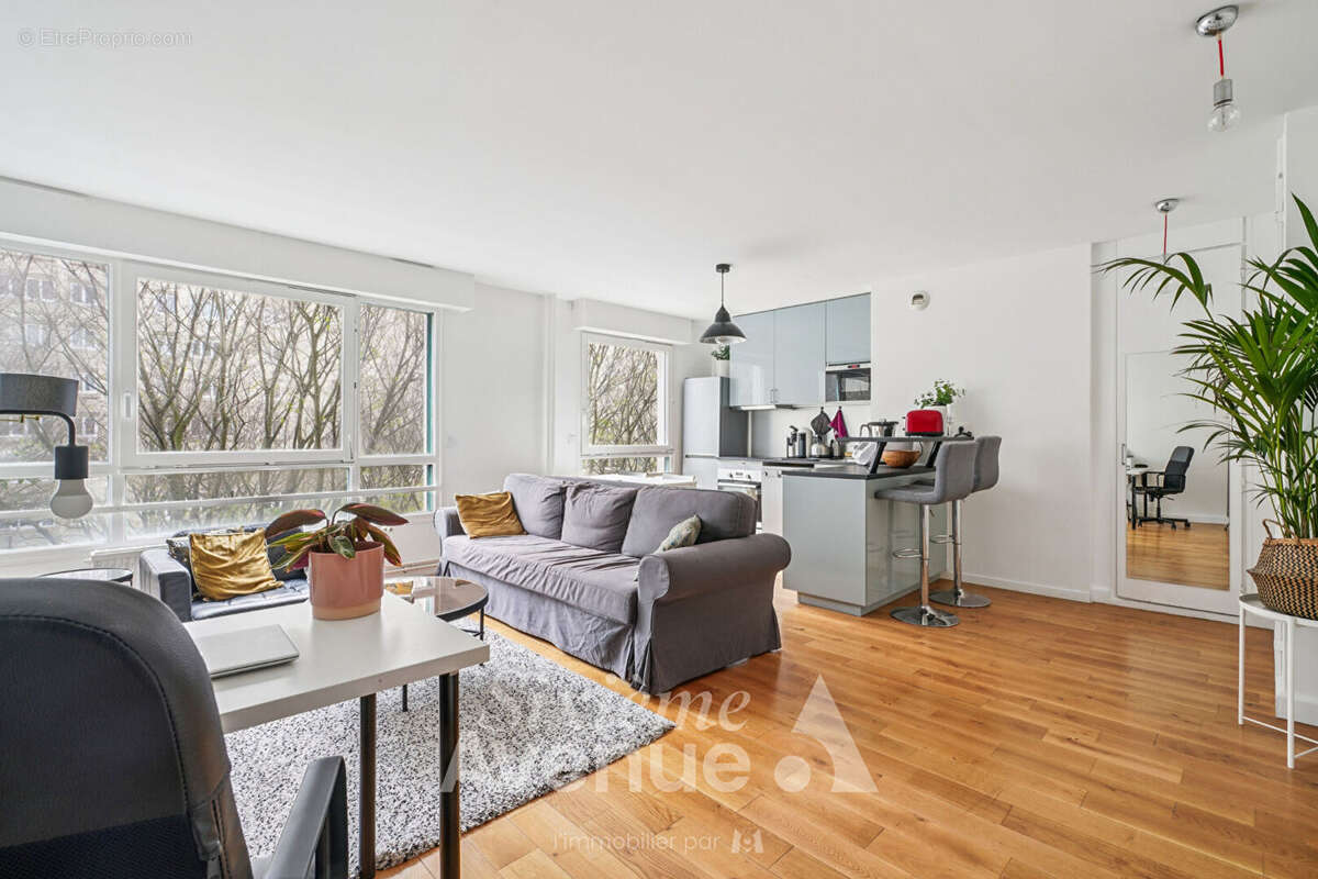 Appartement à PARIS-19E