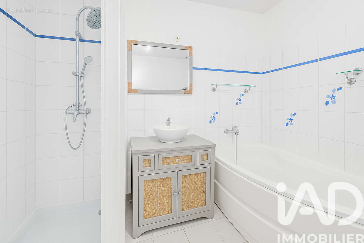 Photo 3 - Maison à LIETTRES