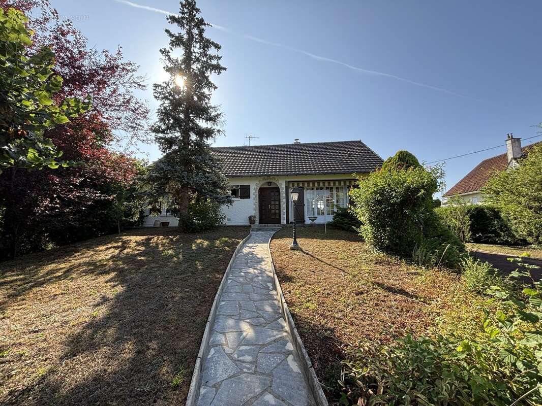 Maison à MIGNE-AUXANCES