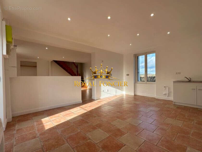 Maison 105 m² à Yzeures-Sur-Creuse  - photo 3