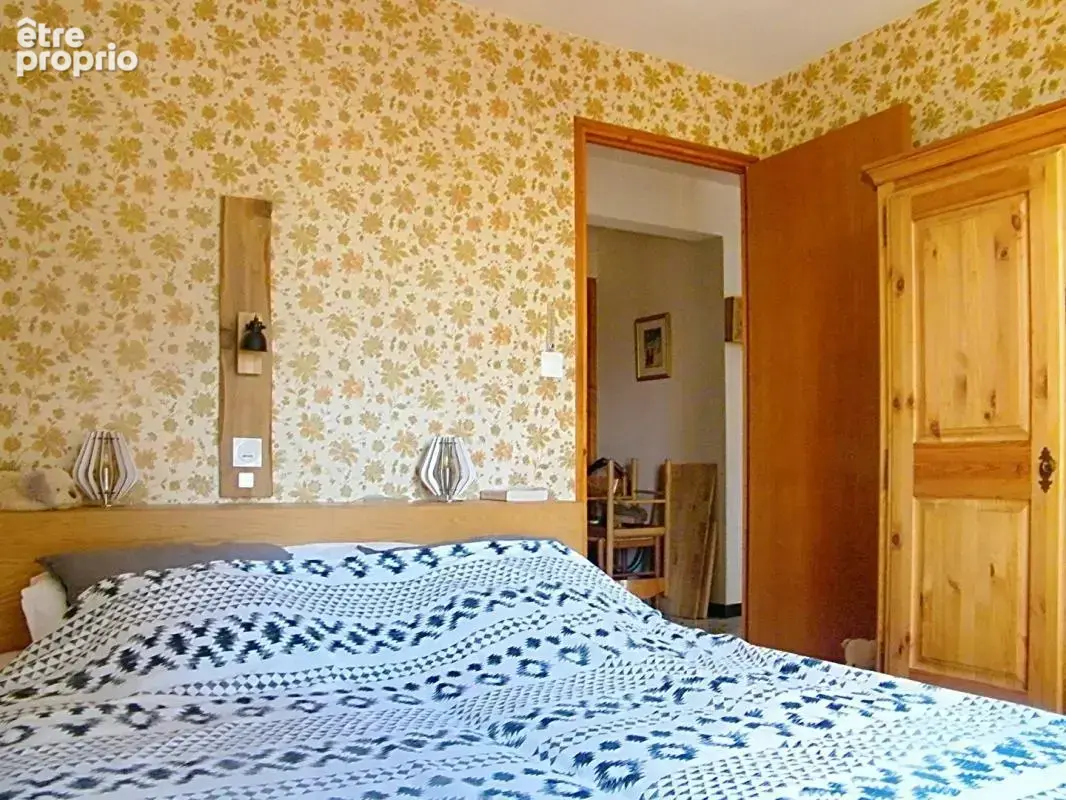 Maison Ancelle 8 pièce(s) 198 m2 - photo 8