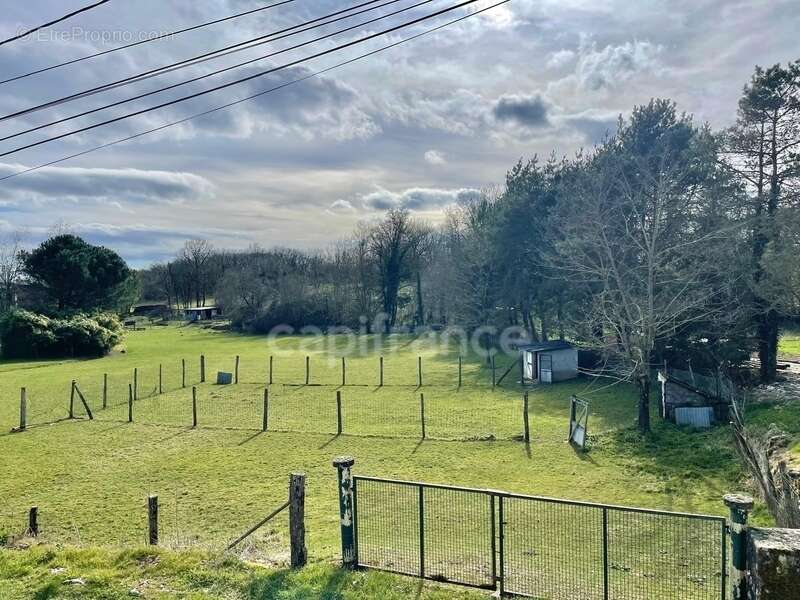 Maison à JUGEALS-NAZARETH