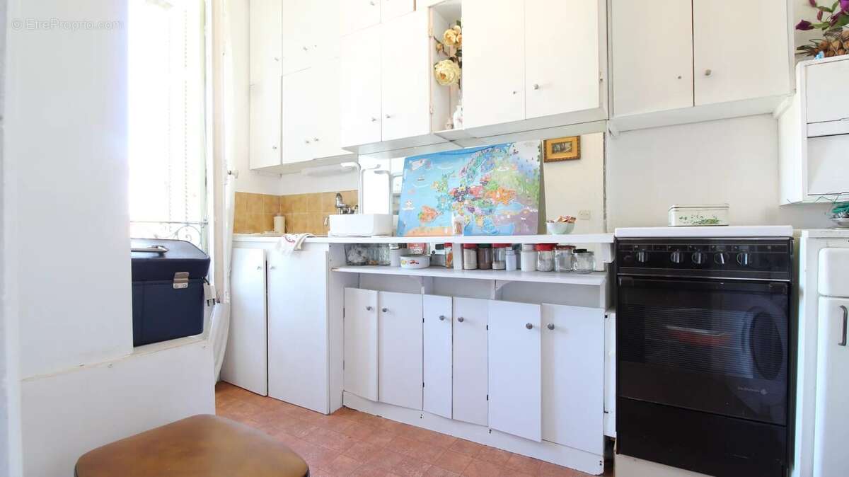 Grand t3 traversant avec garage - photo 6