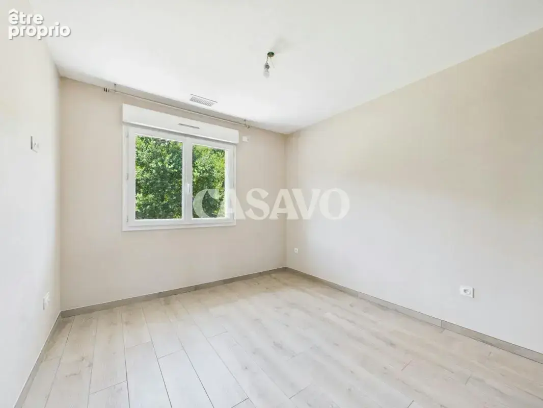 Vente Maison 4 pièces de 87m² - 69800 Saint-Priest - photo 9