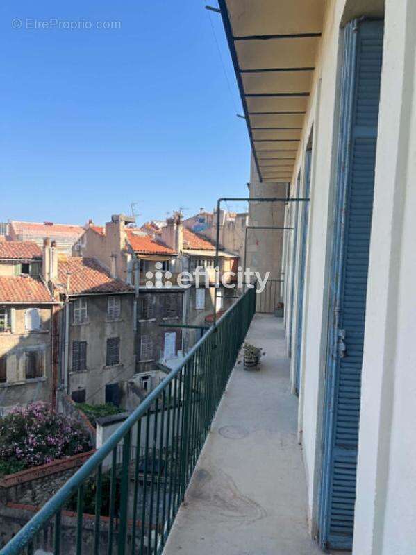 Commerce à MARSEILLE-6E