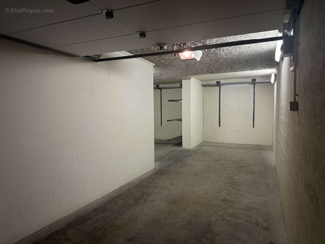Parking à MARSEILLE-6E