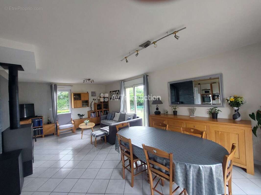 Maison 120 m² à Soulge-Sur-Ouette  - photo 7