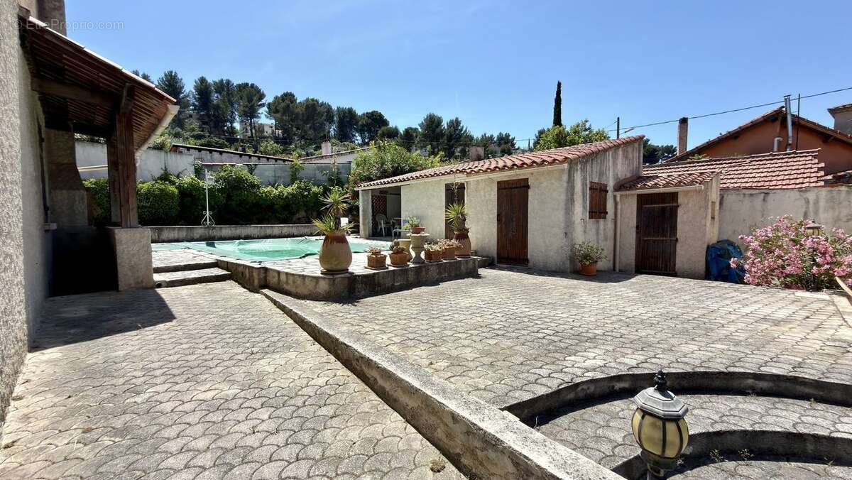 Maison 117 m² à La Penne-Sur-Huveaune  - photo 4
