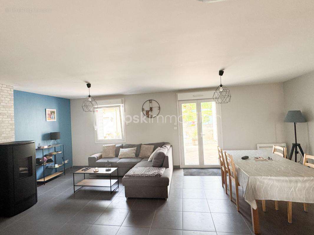 Maison à PORT-BRILLET