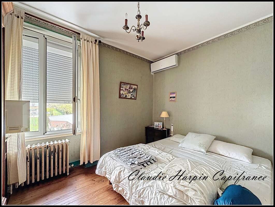Maison à vendre 7 pièces NIORT (79) 4 chambres parcelle 1992 m² - piscine chauffée - photo 14