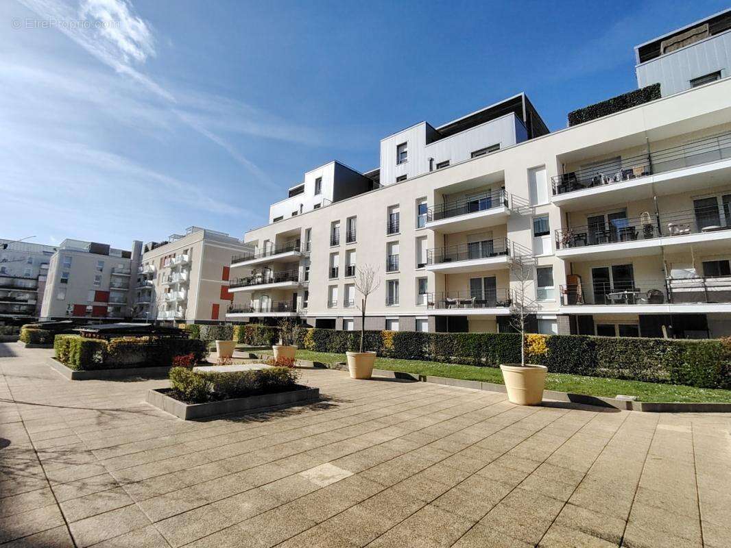 Appartement à LUCE
