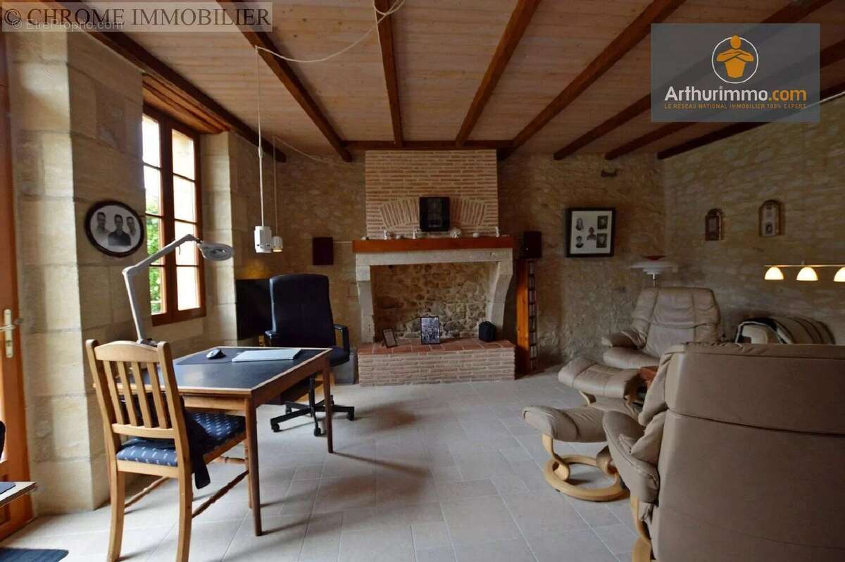 Maison à LANDERROUAT