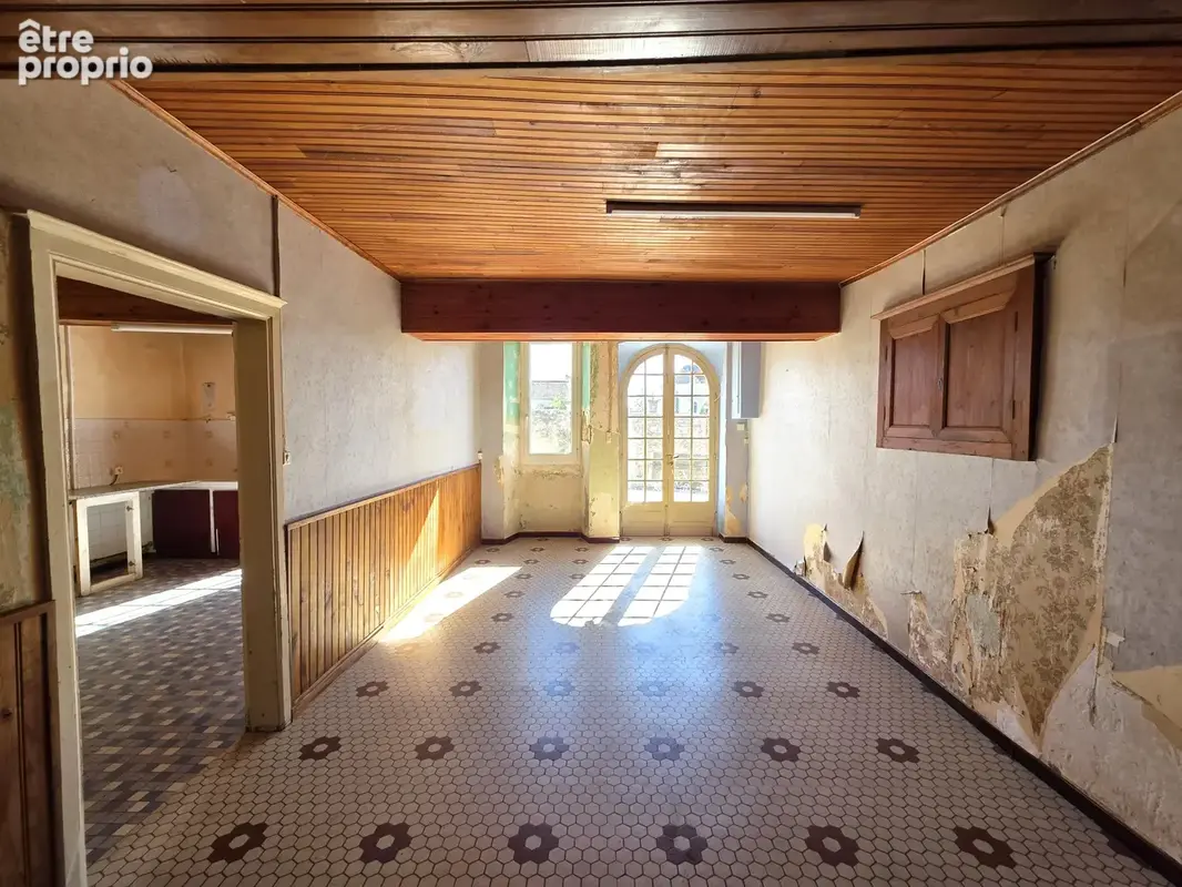 Maison de village avec 2 chambres et jardin - photo 3