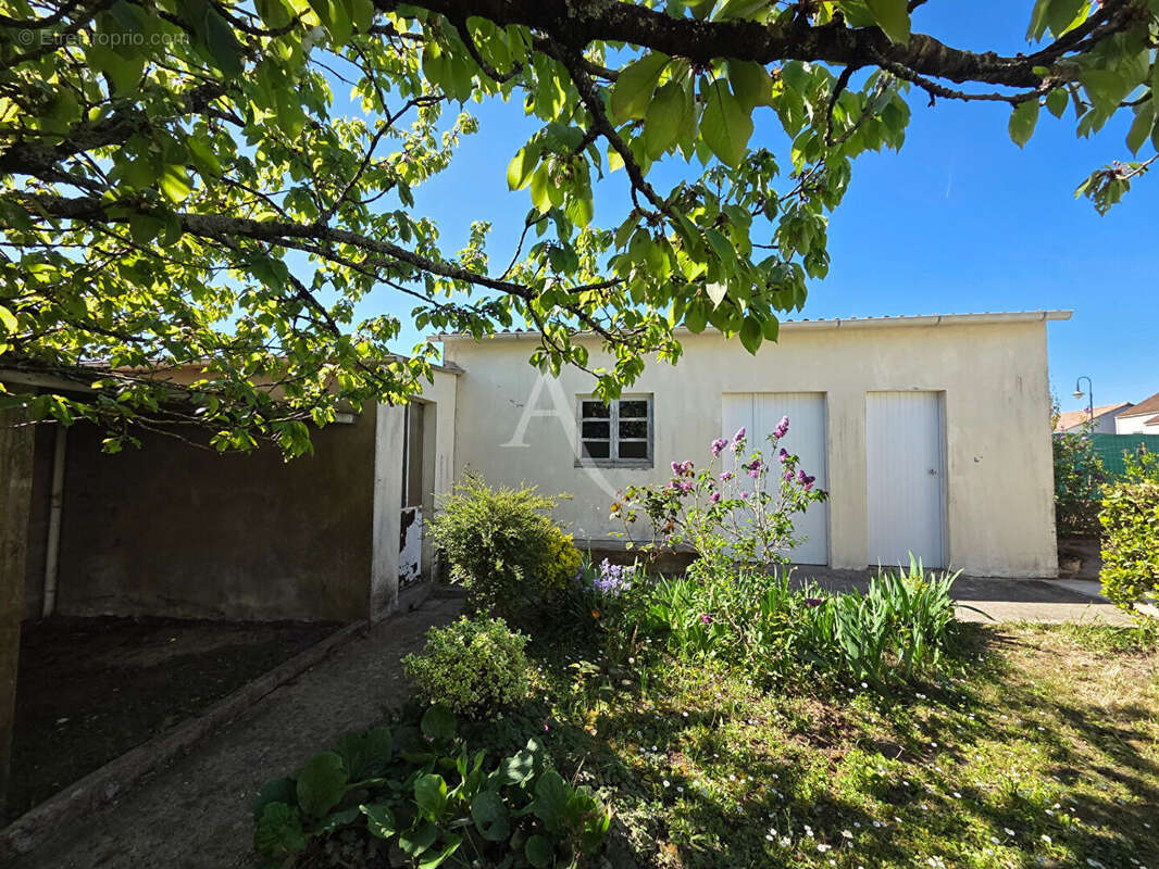Maison à AIZENAY