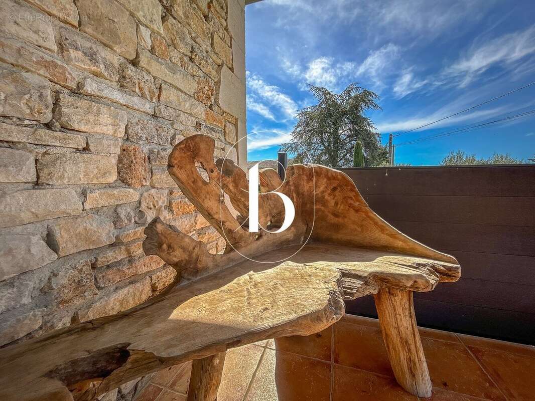 Maison à ORGNAC-L'AVEN