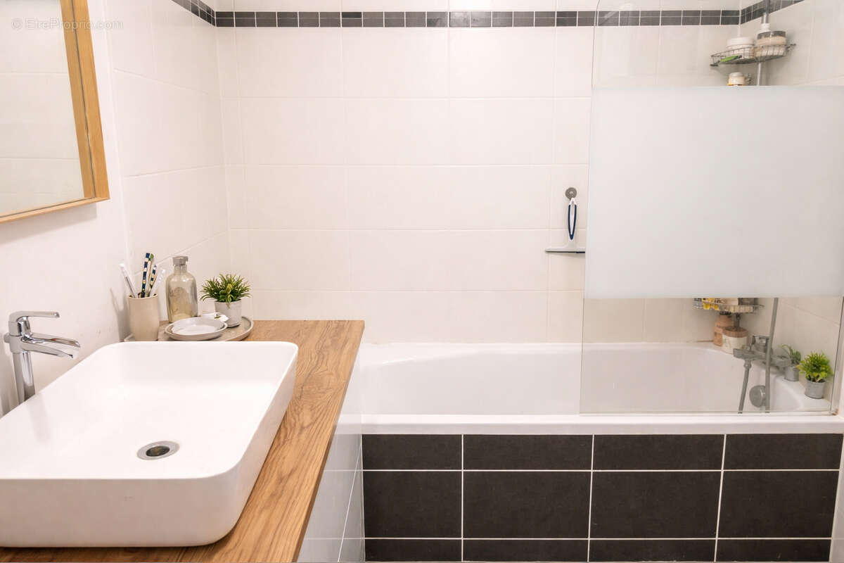 Appartement à MARSEILLE-10E