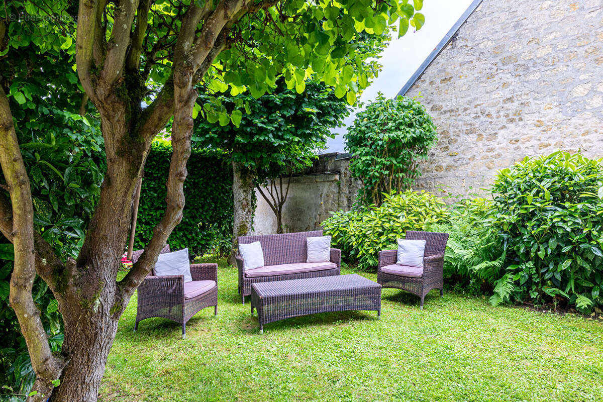 Maison à L'ISLE-ADAM