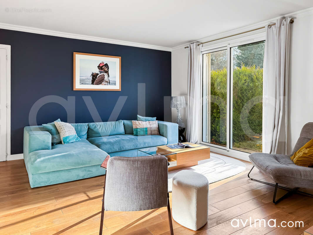 Maison à SAINT-NOM-LA-BRETECHE