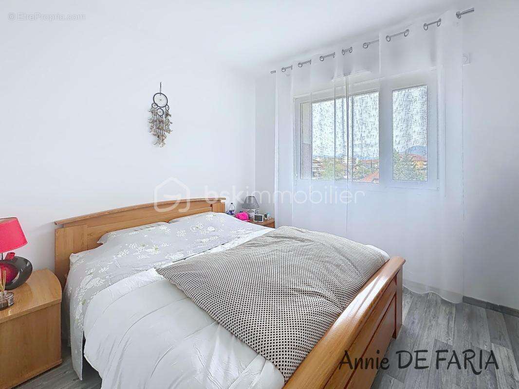 Appartement à FROGES