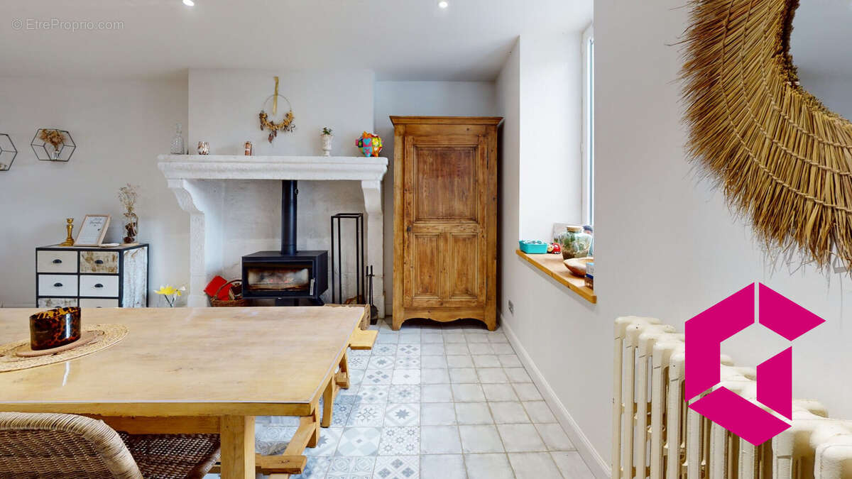 Maison à SOLEYMIEUX