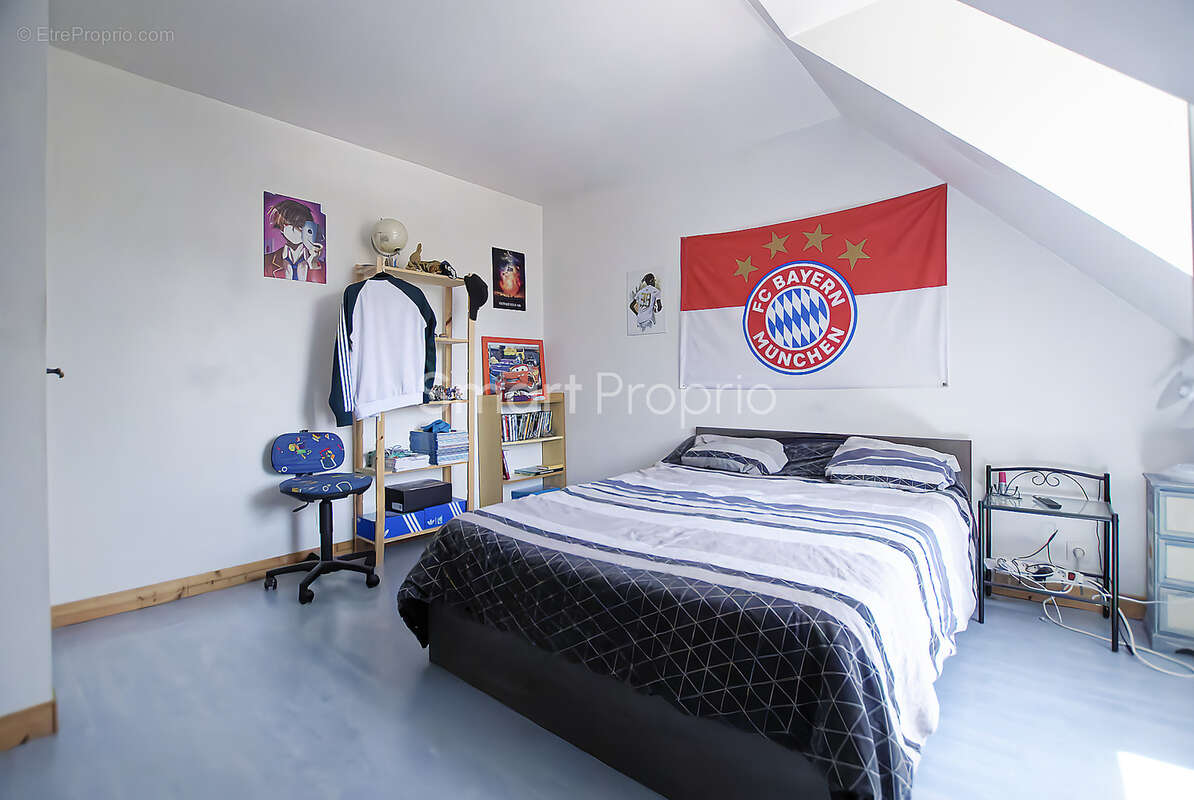 A VENDRE   GUIPRY-MESSAC   Maison individuelle de 2004, 4 chambres, 112 m2 habitables - photo 14