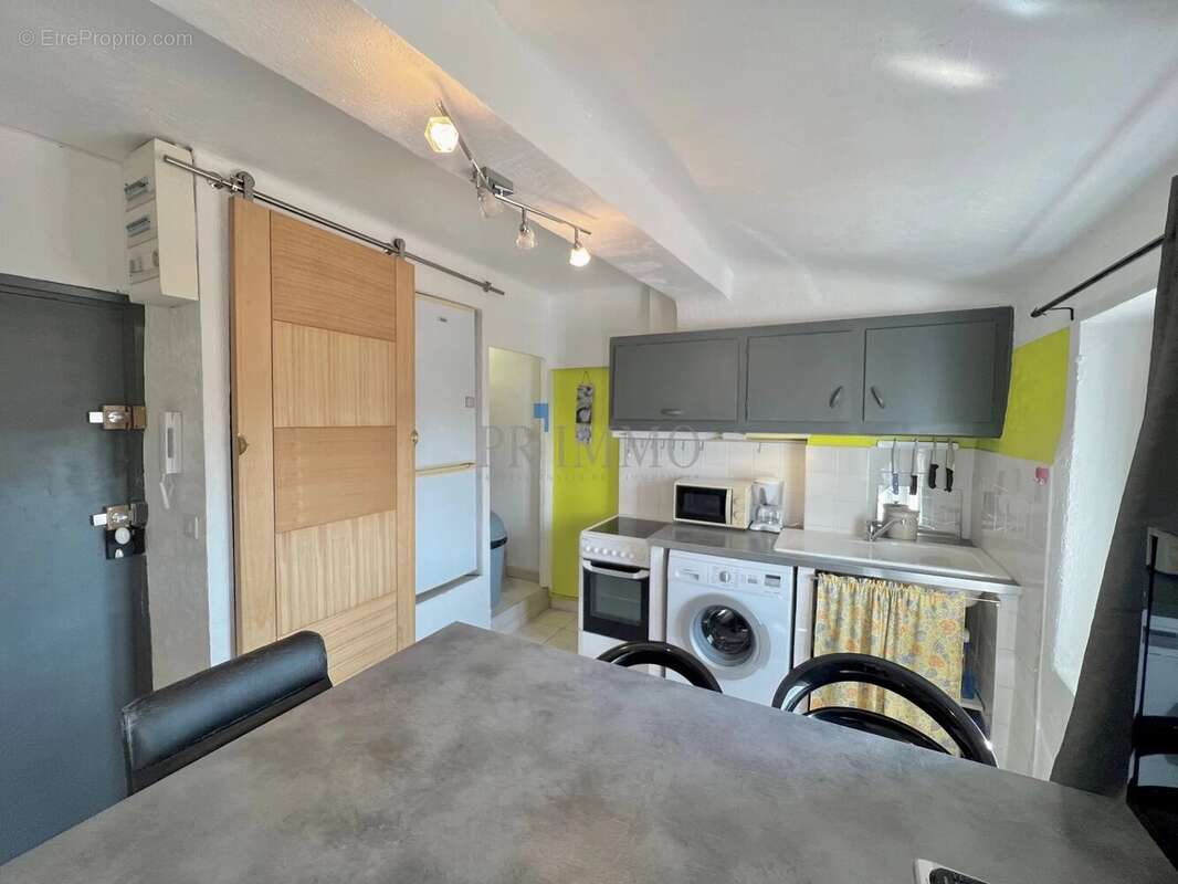 Appartement à FREJUS