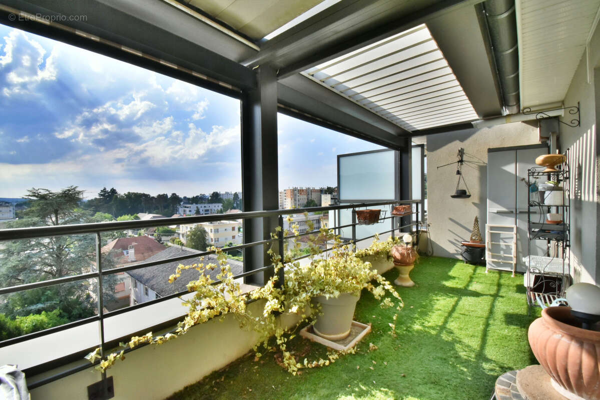 Appartement à BOURGOIN-JALLIEU