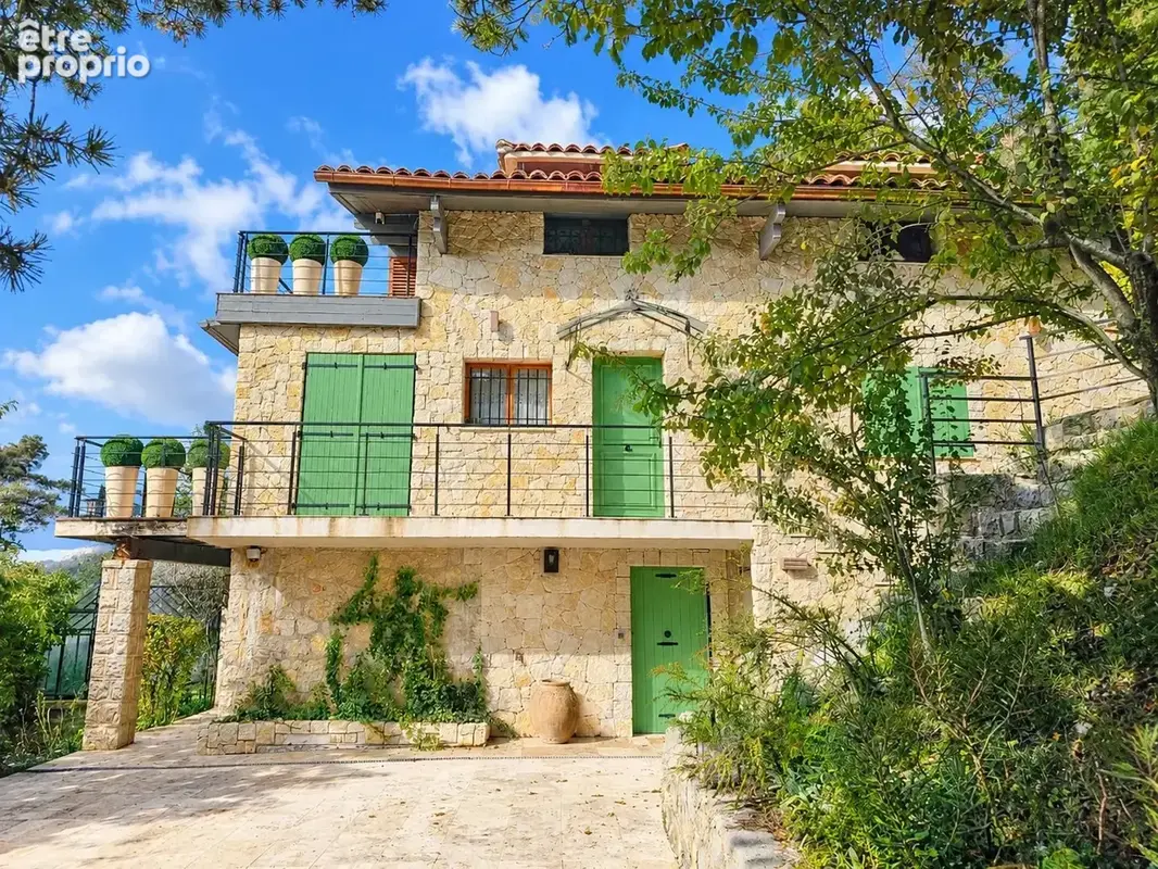 Maison de charme entièrement rénové, dominant la plaine des Baux - photo 36