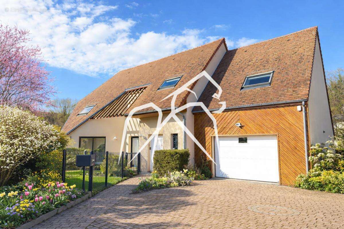 Maison à NOTRE-DAME-DE-BONDEVILLE