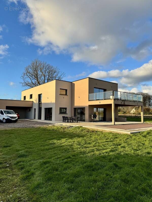 Maison à FAUVILLE-EN-CAUX