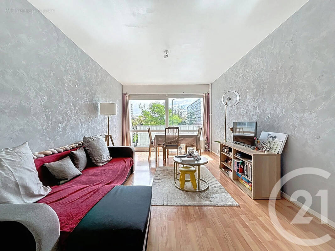 Appartement à MELUN
