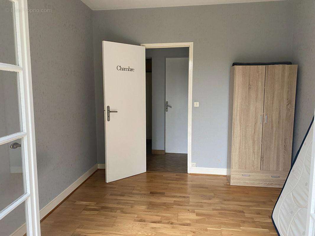 Maison à POULIGNY-SAINT-PIERRE