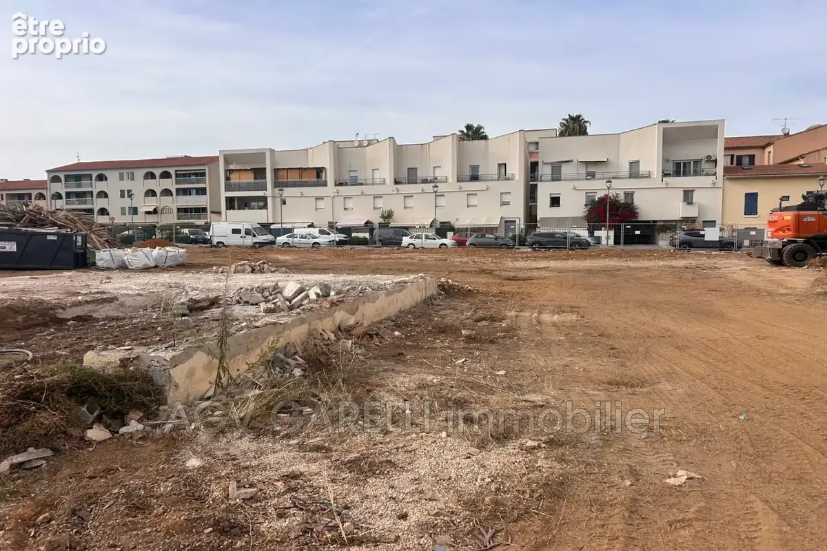 Appartement 4 pièces 82 m² à vendre à La Londe-Les-Maures (83250) - photo 3