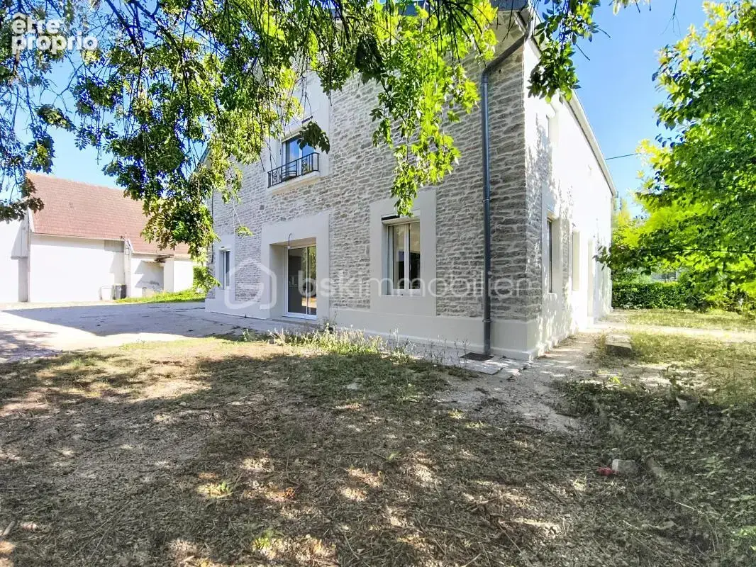 Maison de maître entièrement rénovée – Un bien d’exception au cœur du village - photo 22